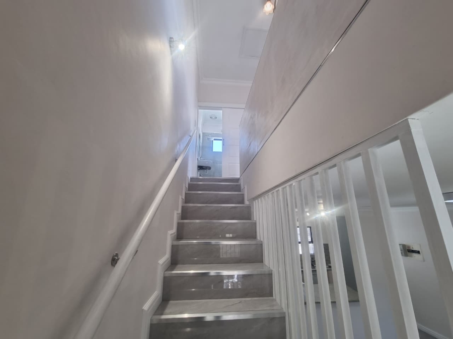 To Let 3 Bedroom Property for Rent in Rondebosch East Western Cape